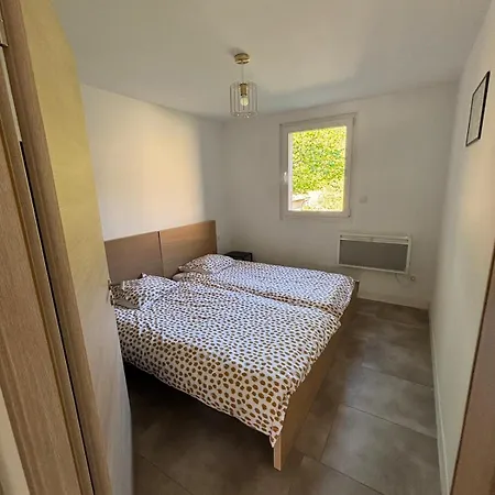Avec Prive, Calme 4 A 6 Pers 2 Chambres, Terrasse Et Bbq Luvigny